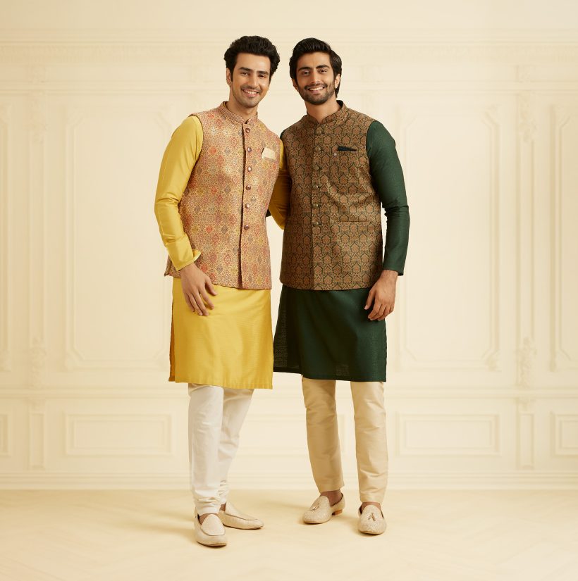 5-Iconic-Looks-for-Brothers-at-Indian-Weddings_CT-copy.jpg